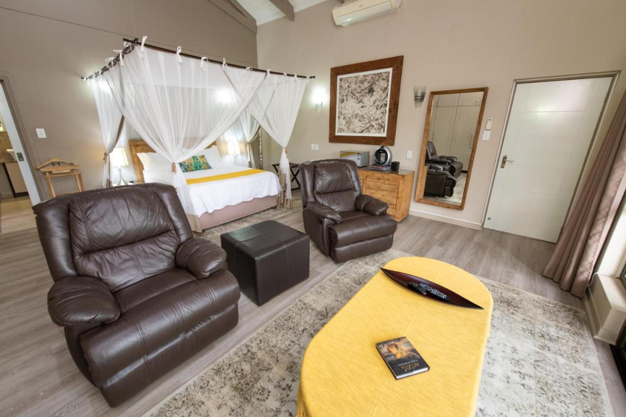 Twiga Travel Villa Hoedspruit Buitenkant foto